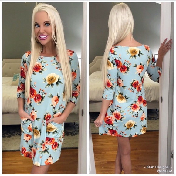 🥰LAST 1! Pale Blue Floral Pocket Tunic Dress! - Picture 2 of 3